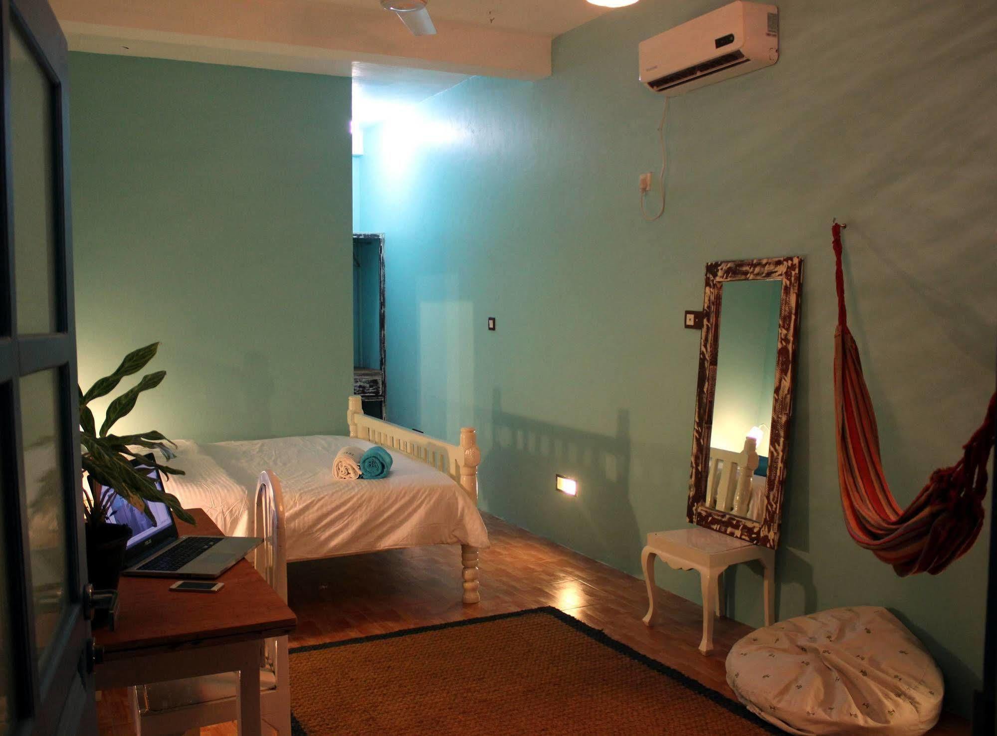Bedspace Beach Unawatuna Exteriör bild